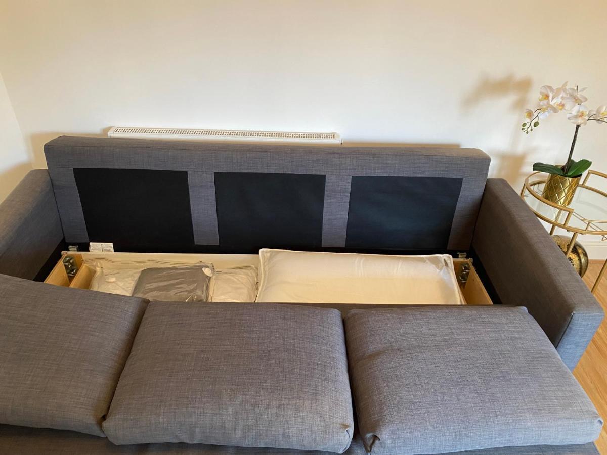 Private House With Free Park For Group Near Wembley Station Villa Londra Dış mekan fotoğraf